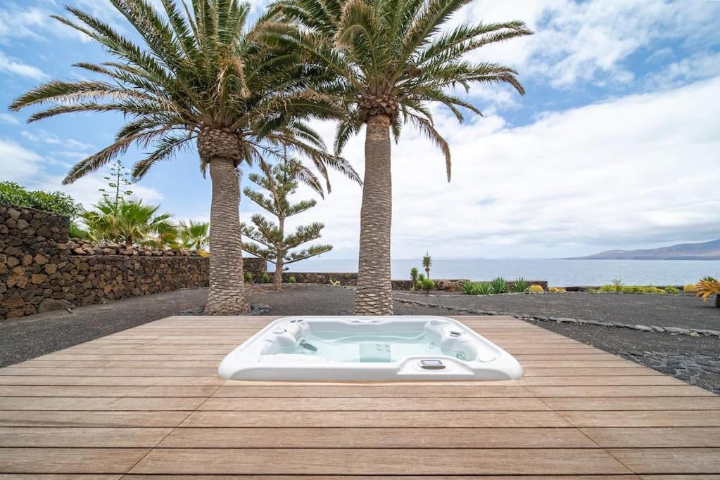 Villa Tenor Puerto Calero Exterior photo