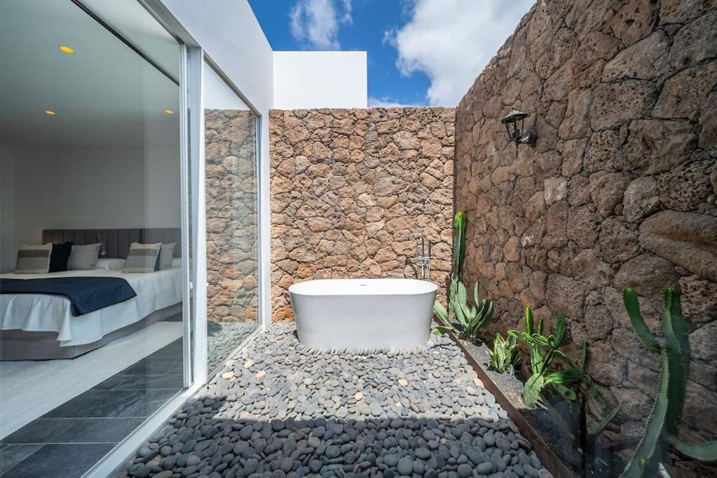 Villa Tenor Puerto Calero Exterior photo