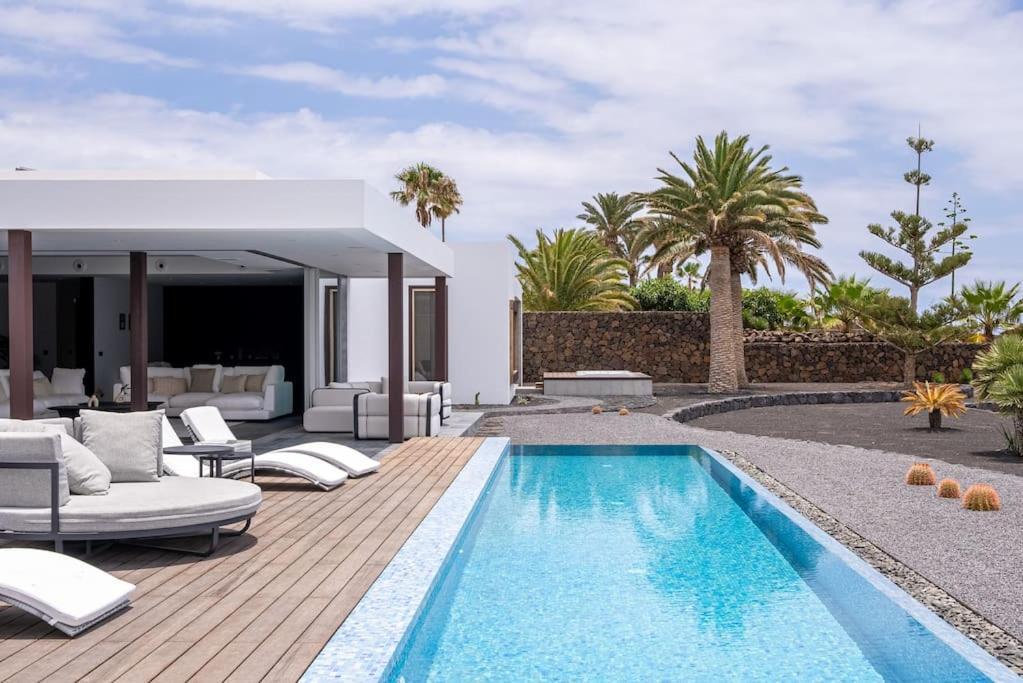 Villa Tenor Puerto Calero Exterior photo